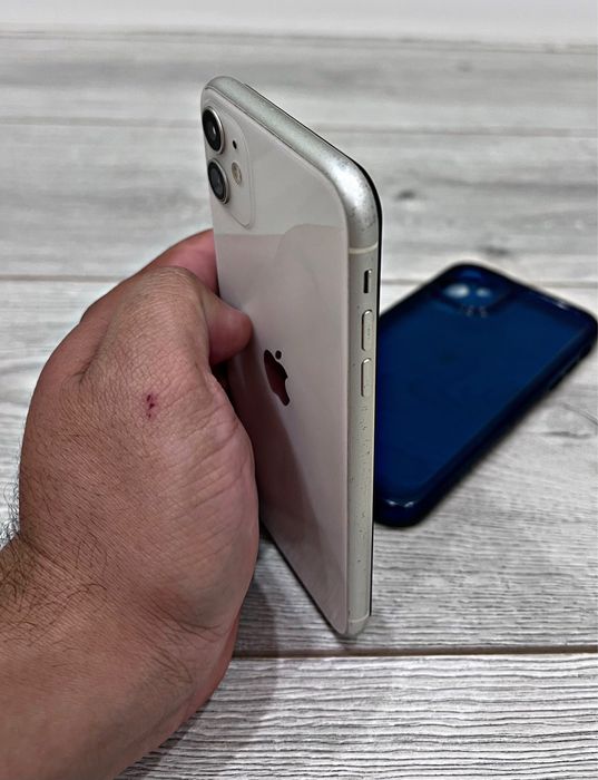 iPhone 11/128GB/Без ремонта