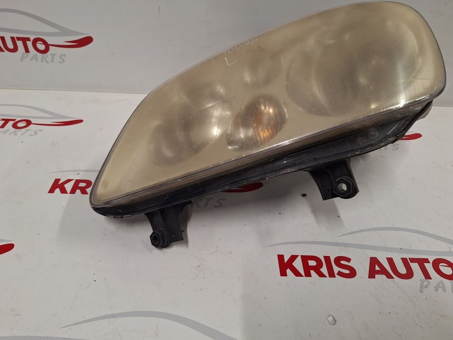 Ляв фар Vw Touran / Фолксваген Туран 2006г.