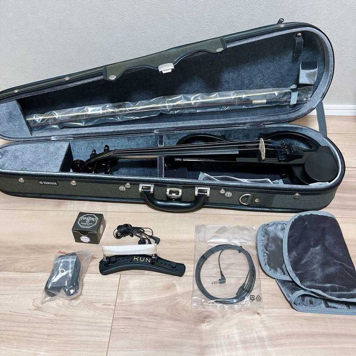 Skripka Yamaha sv120s