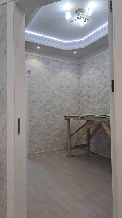 3 xonali kvartira sotiladi