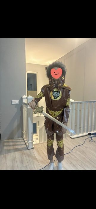 Продам Новогодний костюм Батыра