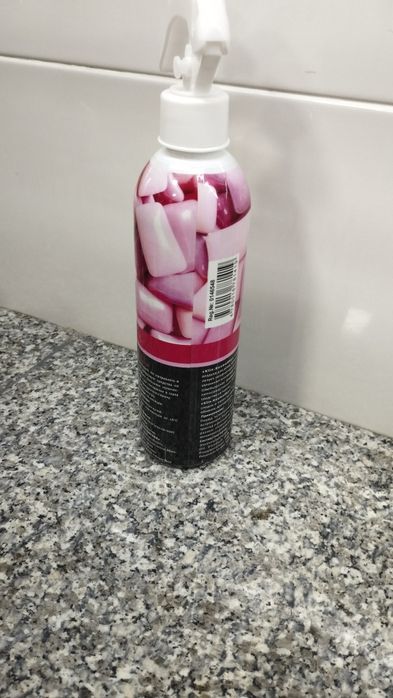 Освежитель воздуха и тканей