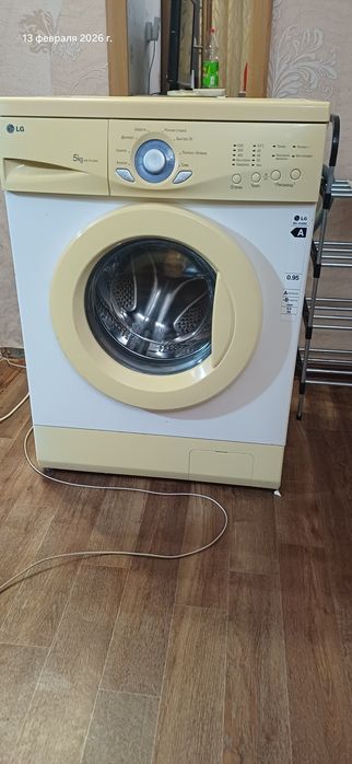 Продам машинку 5000т.