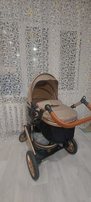 Продам Коляску трансформер.