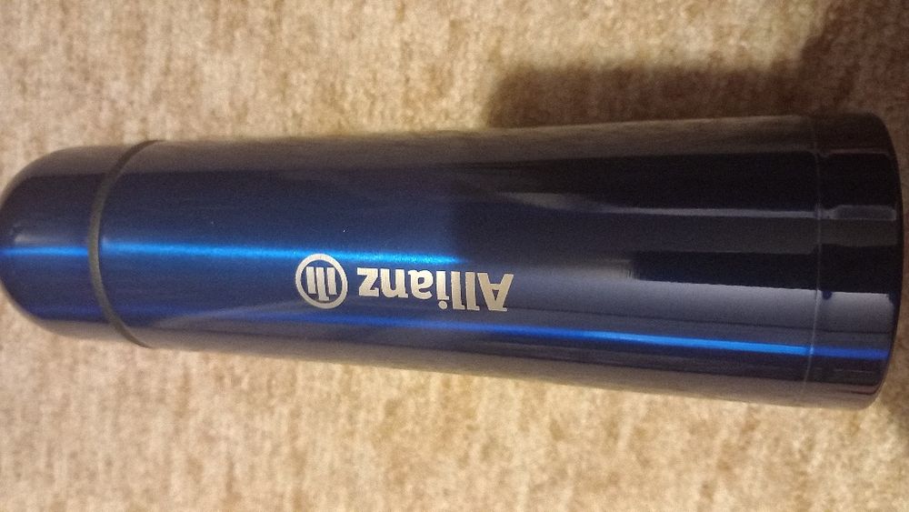 Метална мерителна лъжица и нов термос