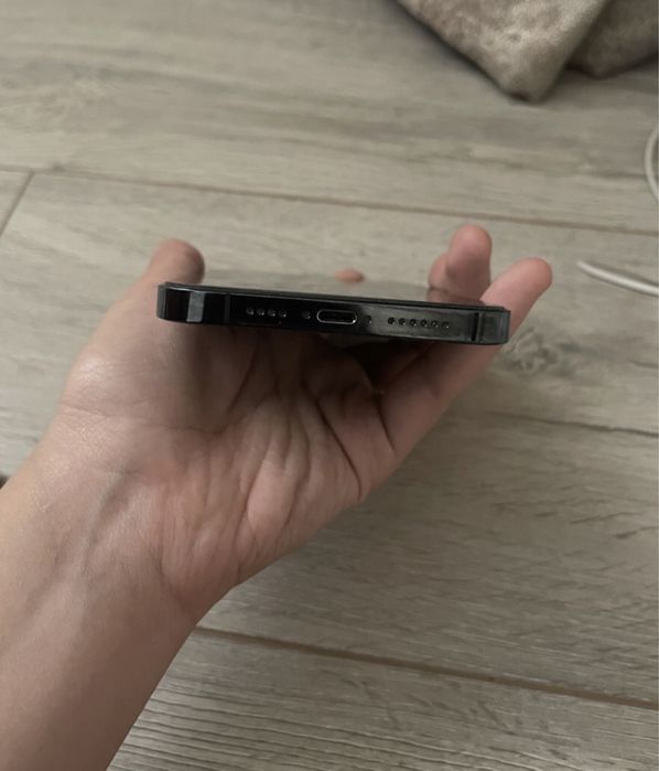 iphone 12pro max 100%