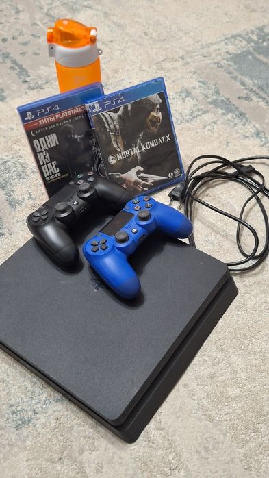 Playstation 4 Slim
