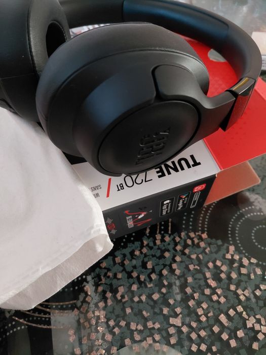 Слушалки JBL harman  TUNE 720BT