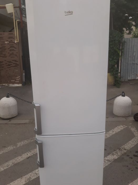 Frigider arctic 240litri  combina frigorifica Beko Indesit
