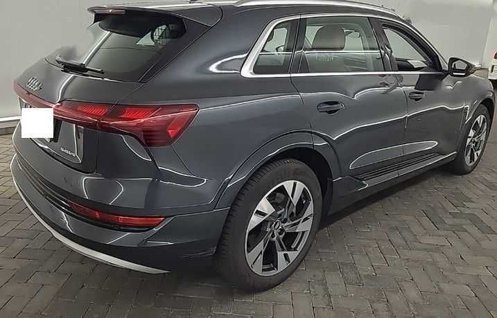Audi e-tron 50 quattro advanced 313ks 230kw 71kwh