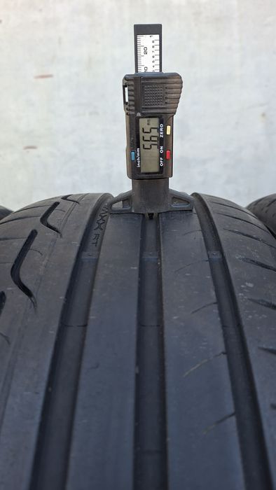 Летни гуми 225 45 18 Dunlop