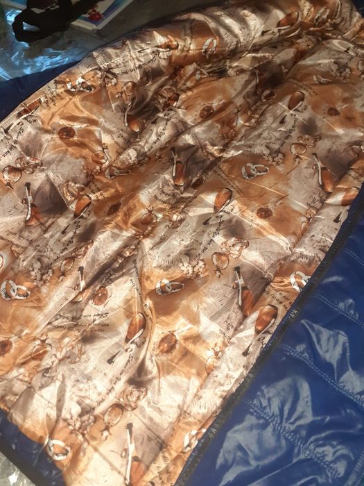 Продам тёплую  зимние куртку