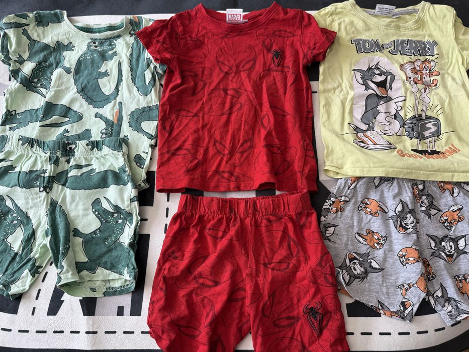 Пижами от две части