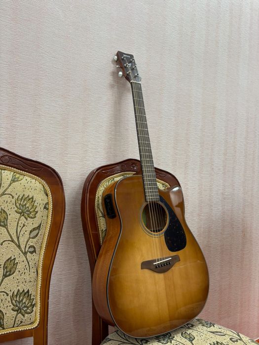 Гитара Yamaha FGX800C SB коричневый