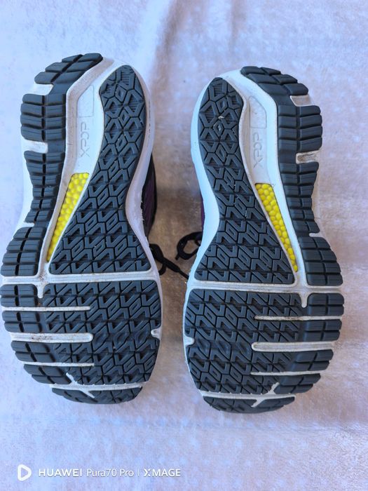 Дамски маратонки Mizuno номер 35. Стелка 22см