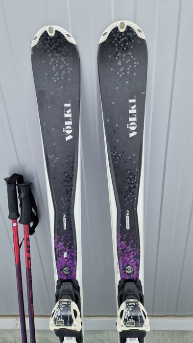 Schiuri Volkl 155 cm dama set complet