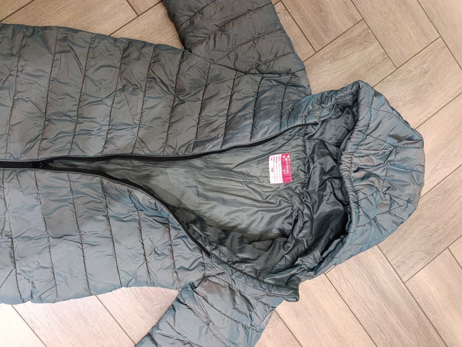 Куртка на девочку