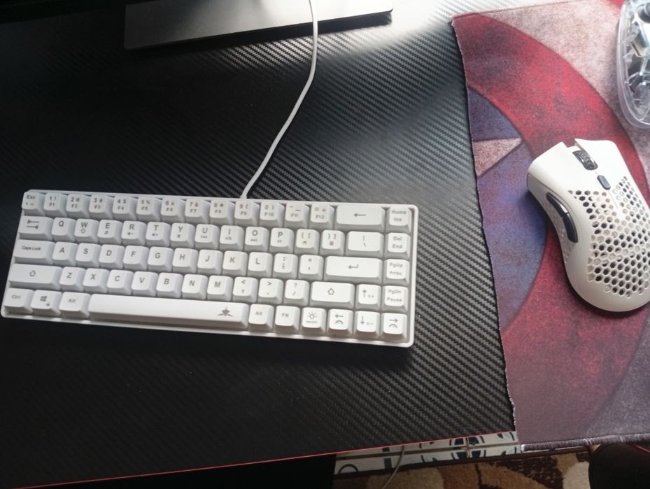 Vând PC gaming office