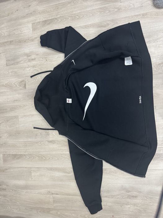 Зипка Air Nike Max