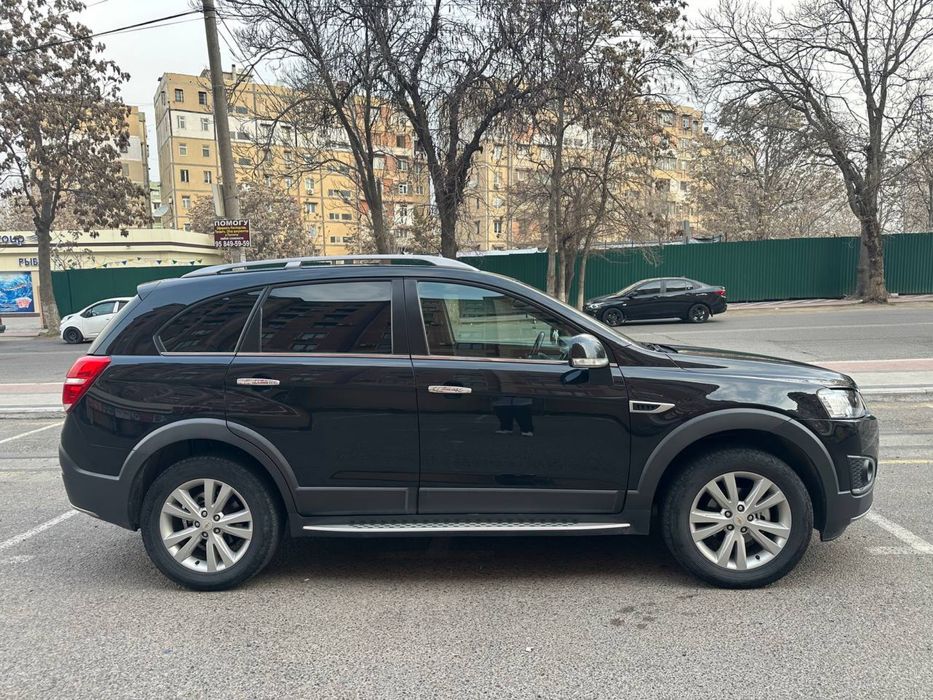 Captiva 3+ 2015 Toza qora