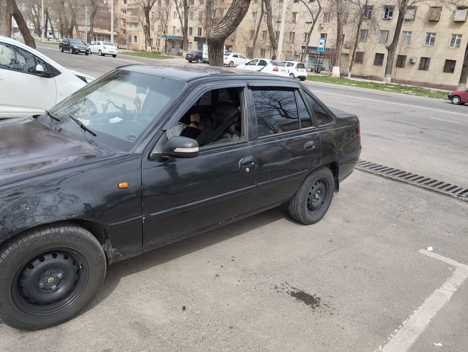 Nexia 2 2009 sotiladi