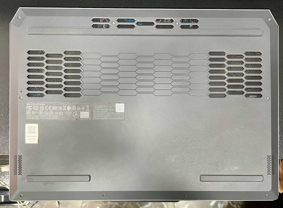 Hope Amanet P5 , Lenovo Gaming LOQ 15IRX9 , 144Hz , i7 - 13650HX , 16 RAM DDR5 , RTX 4050 6GB