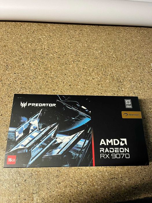 AMD RADEON RX9070XT 16 gb + 24 luni garantie
