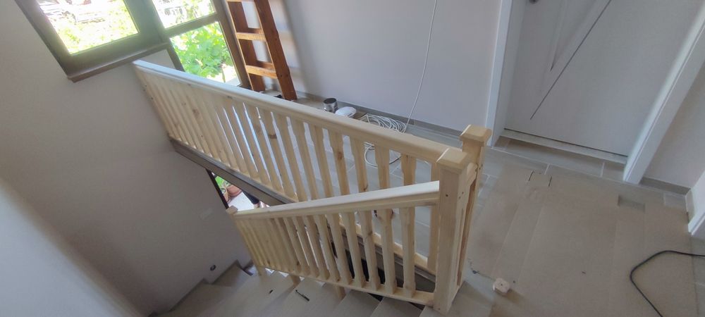 Дървен парапет по поръчка