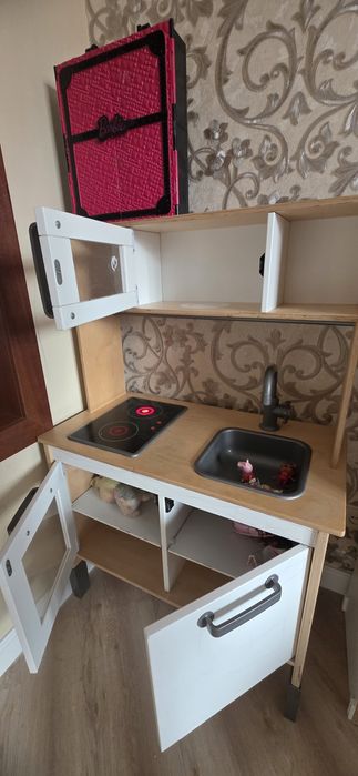 Детскии кухонныи гарнитур от IKEA.