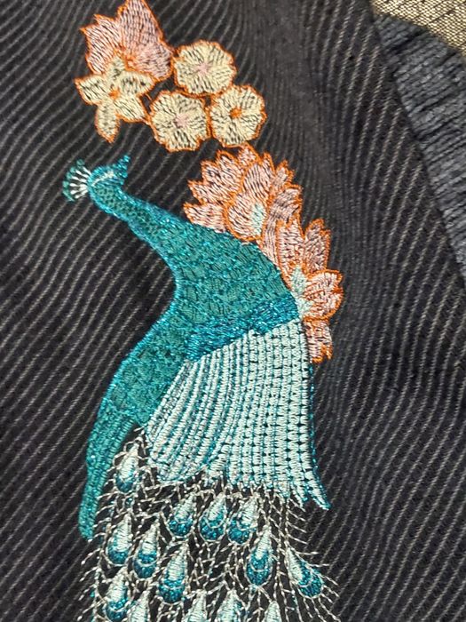 Есенно палто на марката Desigual