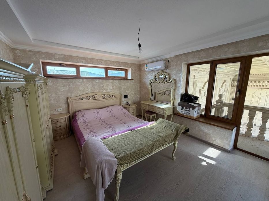 Ховли уй сотилади