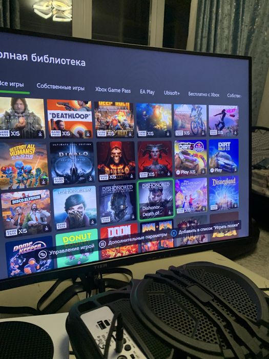 Xbox series S, 2геймпада + 500игр