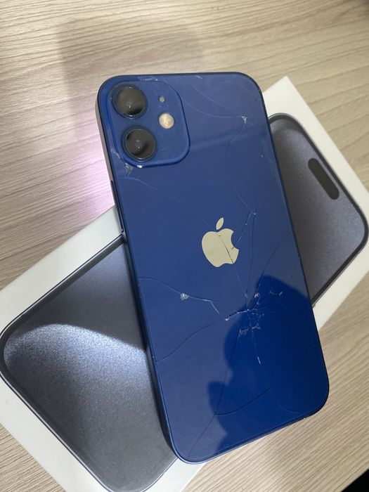 iphone 12 mini 64gb блокировка