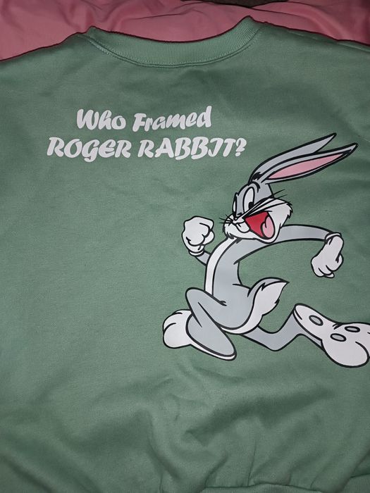 зелёная кофта оверсайз.