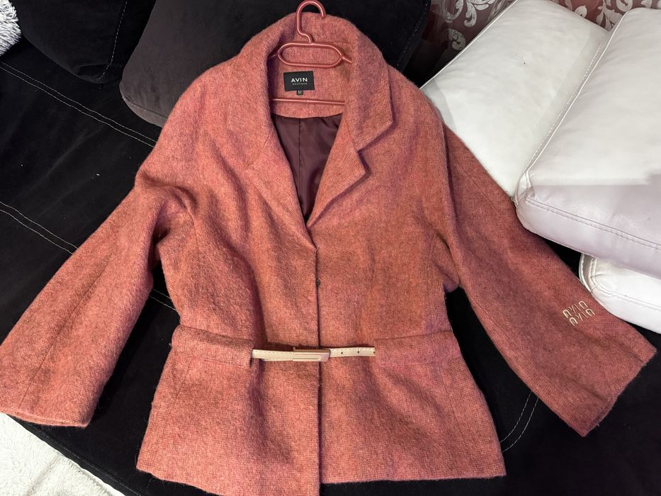 AVIN- Палто с коланче