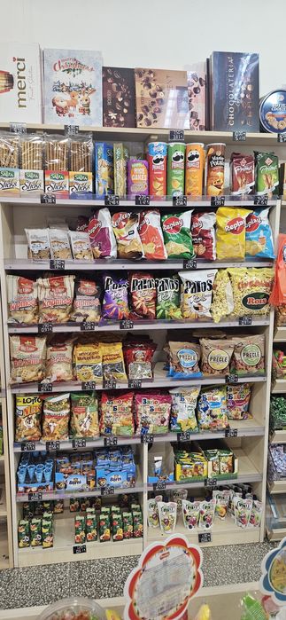 Стелажи за магазин ПДЧ