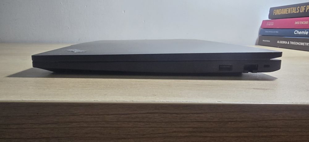 Lenovo ThinkPad E16 Gen 1