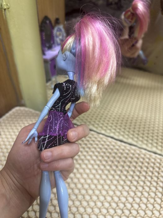 Продам куклу монстр хай!