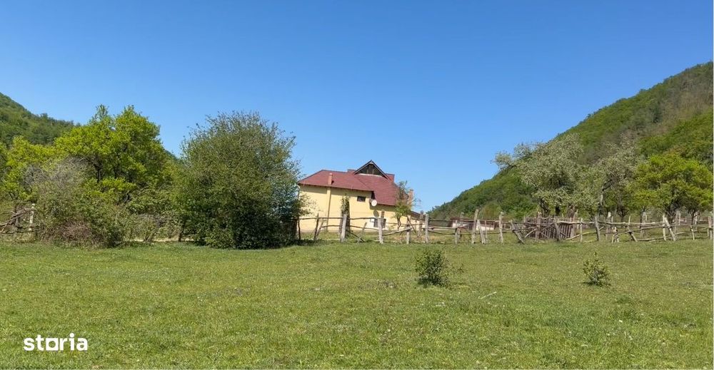 Teren de construit 5300mp, electricitate, apă, in zona Raul Mic, Cugir