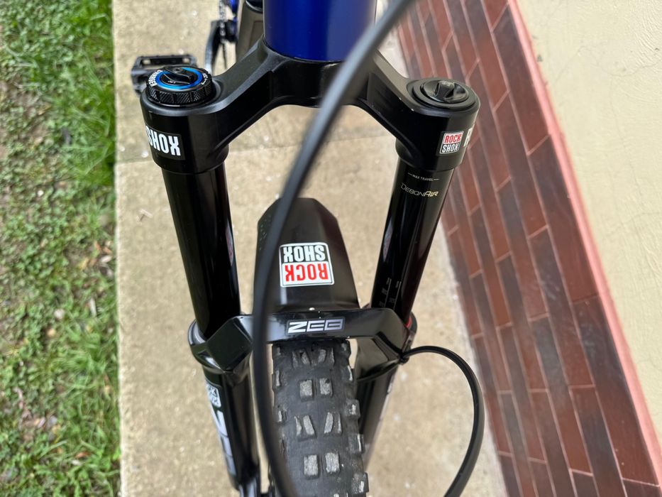 Bicicleta Trek Slash 8 enduro