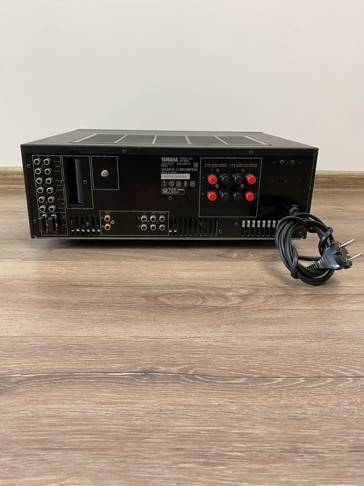 YAMAHA AX-930 - 2X130W! на 8 ома- Качествен и мощен домашен усилвател