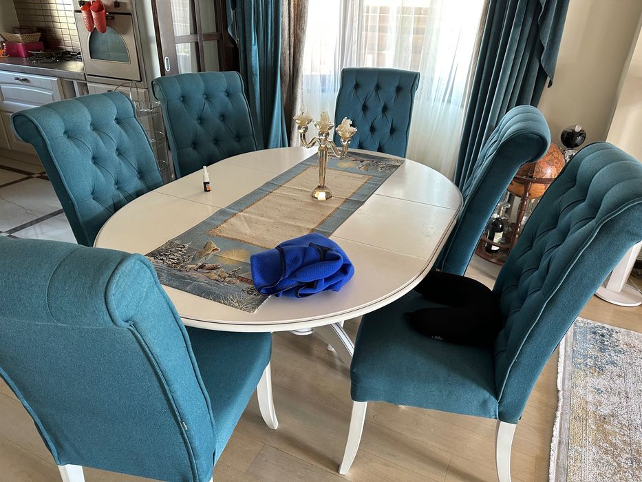 Canapea Chesterfield s  , 2 fotolii  , masa si 6 scaune  total 4000 l,