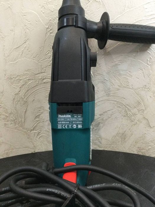 Перфоратор Новый Makita