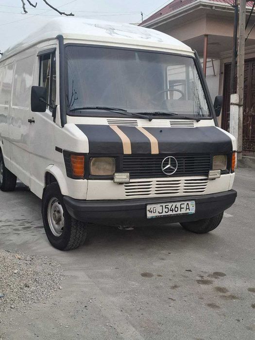 Mercedes Benz (furgon)