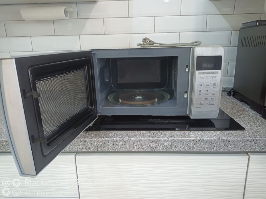 Микроволновка LG