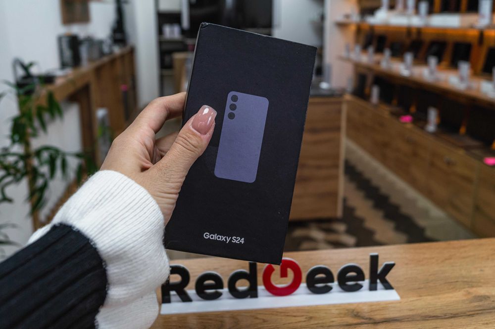 Новый Samsung S24 Cobalt Violet 8GB 128GB Запечатанный Red Geek