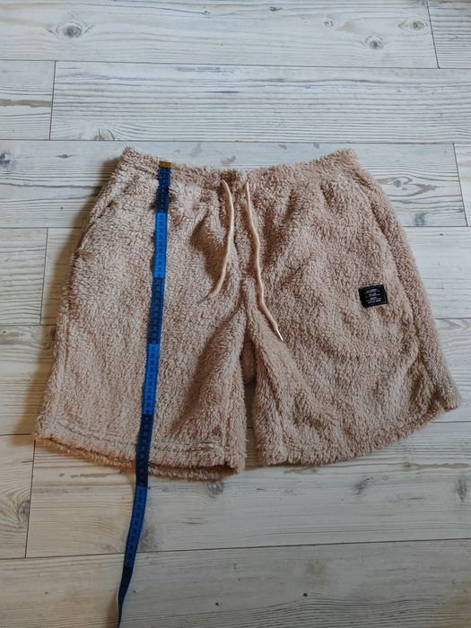 Pantaloni din puf