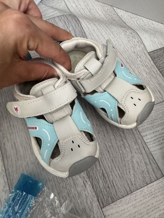 Детская обувь, кроссовки, сандали