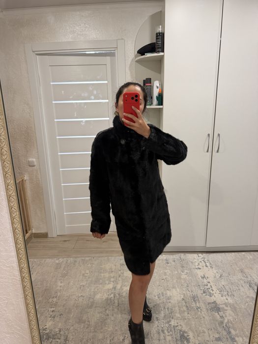 Продам норковую шубу