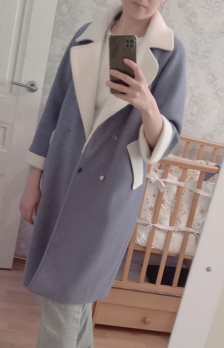 Стильное тёплое пальто.